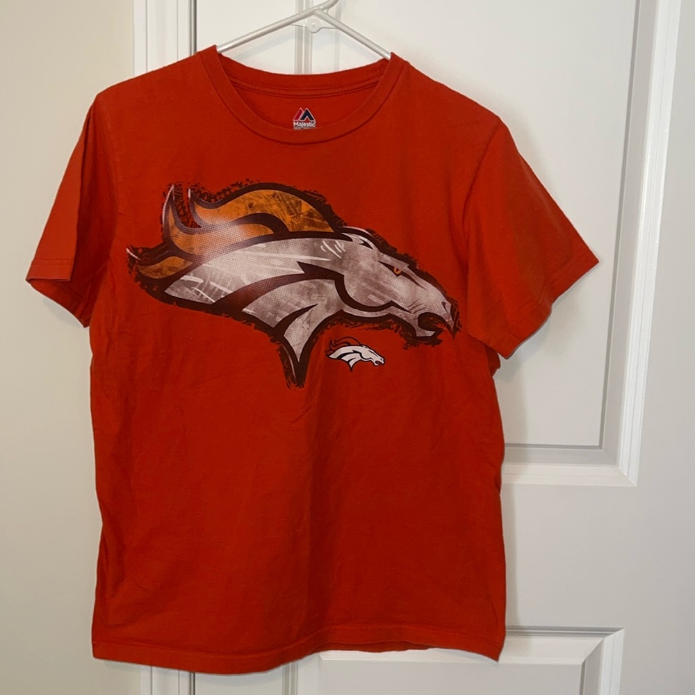 2014 Majestic Triple Peak Denver Broncos Short Sleeve Shirt